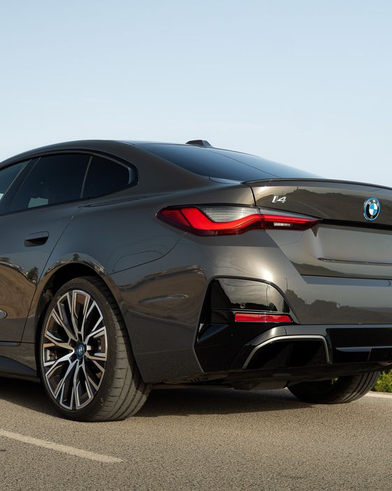 BMW i4  edrive40