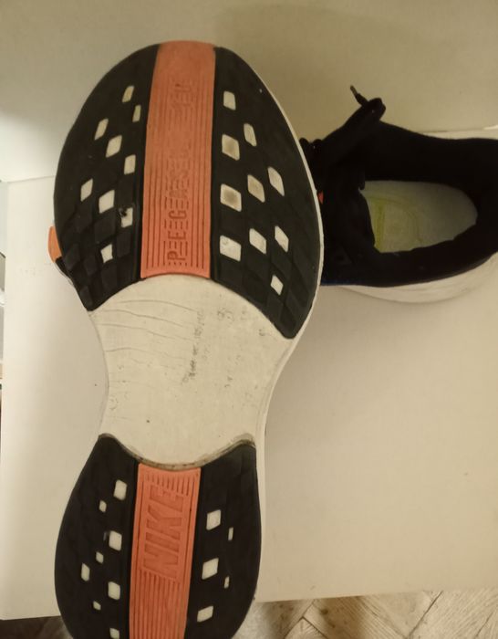 Кроссовки мужские  Nike..