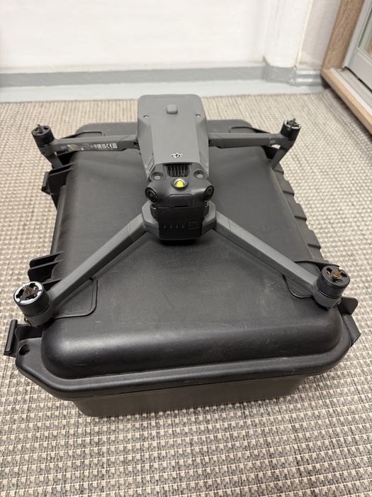 Mavic 3 Enterprise (Мавік 3Е) у відмінному стані,повний комплект.