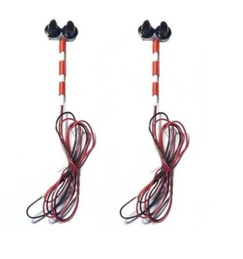 Podwójna sygnalizacja świetlna na przejeździe kolejowym HO/TT