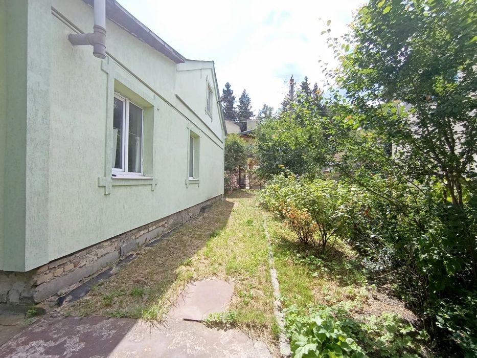 Продаж будинок з ділянкою під ремонт Львів, вул. Сполучна (Городоцька)