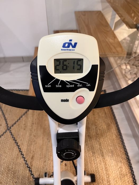 Bicicleta estática dobrável