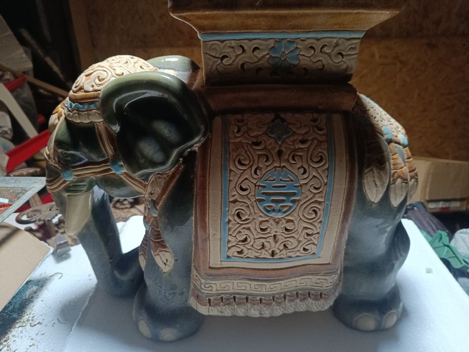 Подставка под вазон!