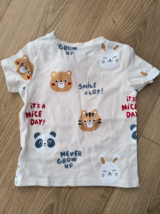 Niemowlęcy nowy t-shirt marki C&A rozmiar 68 cm