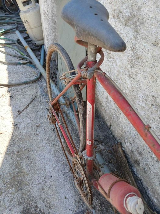 Bicicleta vintage para restauro