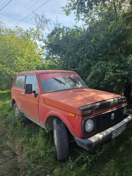 Продам Ниву на боевом ходу