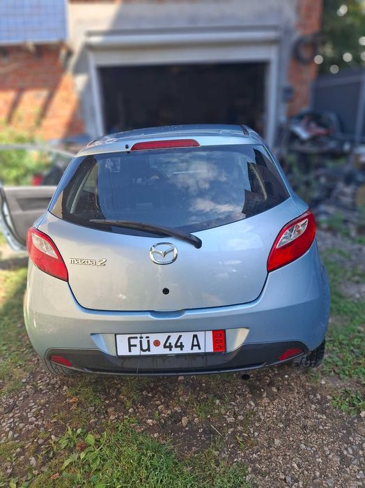 Продам авто Mazda 2 2008