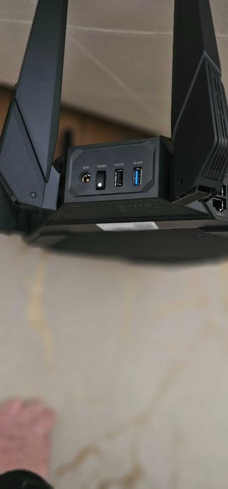 Asus ROG Rapture GT-AXE16000