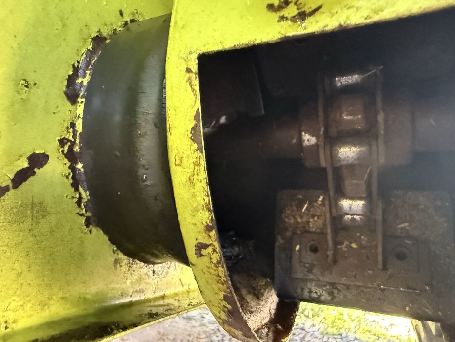 Комбайн зернозбиральний Claas Dominator 58S жатка 3.6 м.