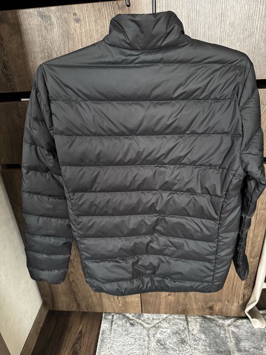 Пуховик Adidas Essentials Light Down