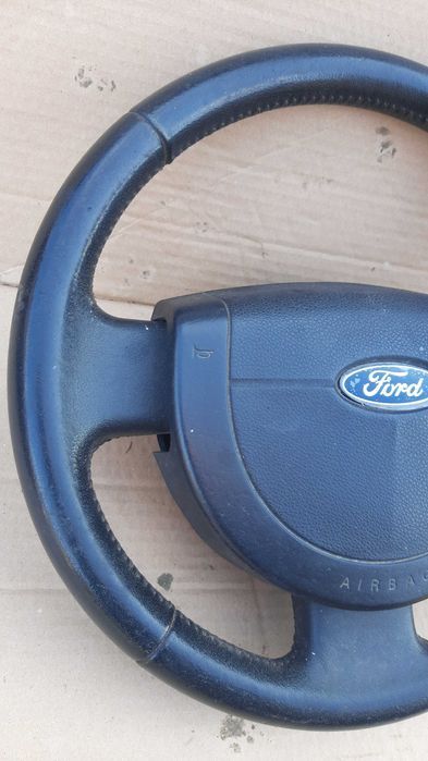 Kierownica kompletna skórzana Ford Fiesta mk6 Fusion skóra ładna nie wytarta