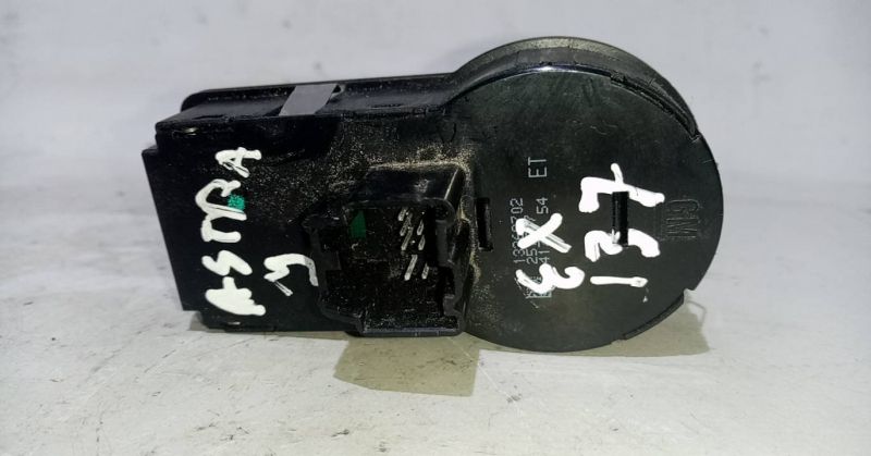 Módulo interruptor luz OPEL Astra J