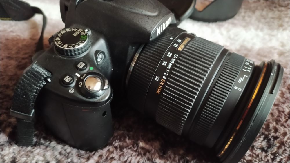 Nikon d5000 с объективом Sigma zoom 17-50 EX DC