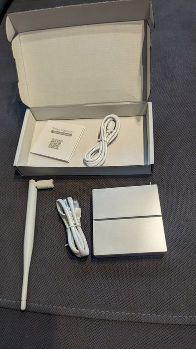 Датчики і пристрої розумного дому Wifi . Розетки лампочки  охорона