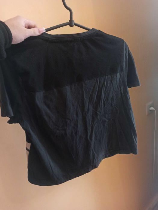 Футболка жіноча чорна з надписами