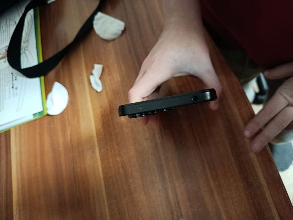 Редмі 13 в дуже чудовому стані