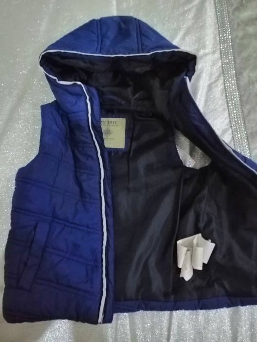Colete azul de menino Tam 3-4