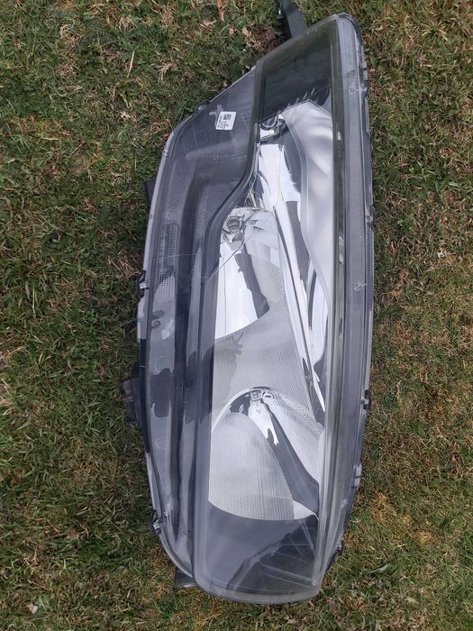 Reflektor prawy przedni Iveco Daily 2014-