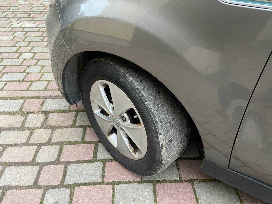 Автомобіль Kia Soul EV 2015