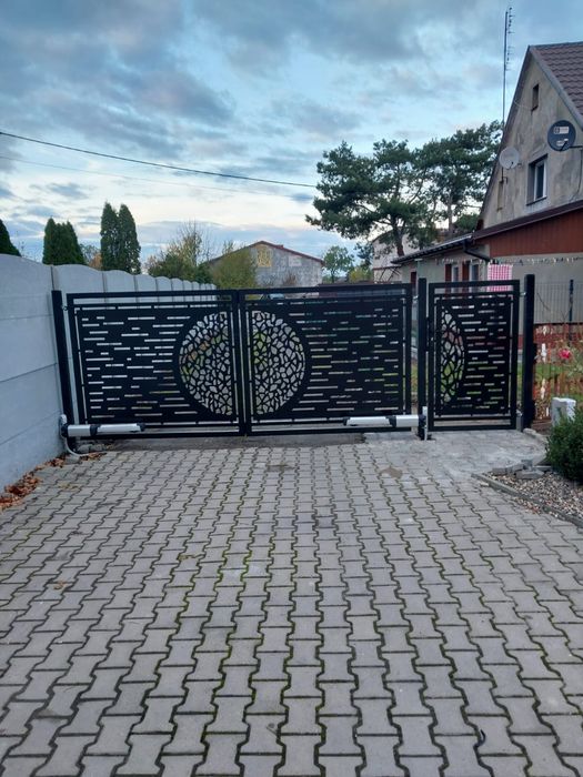 Brama wjazdowa rozwierna