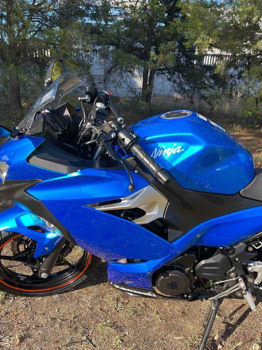 Мотоцикл Kawasaki Ninja 250