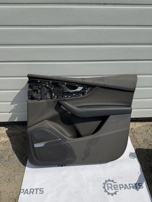 Кришка багажника  ляда  бампер Audi Q7 4M LX7W 4M0827025D