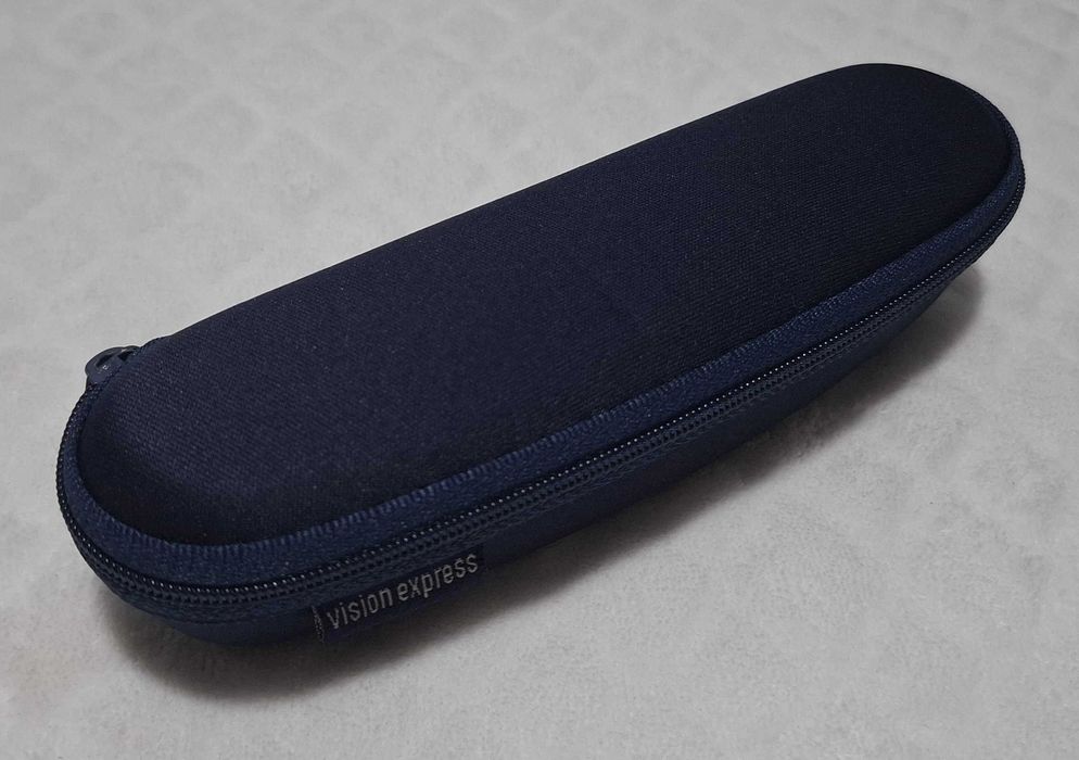 Etui, futerał na okulary, granatowe, Vision express, 4,5x5x17,5cm