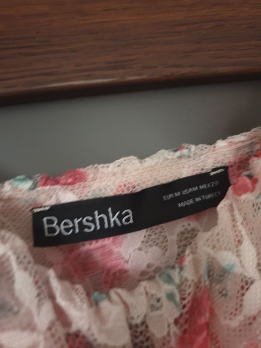 Gorsetowa sukienka