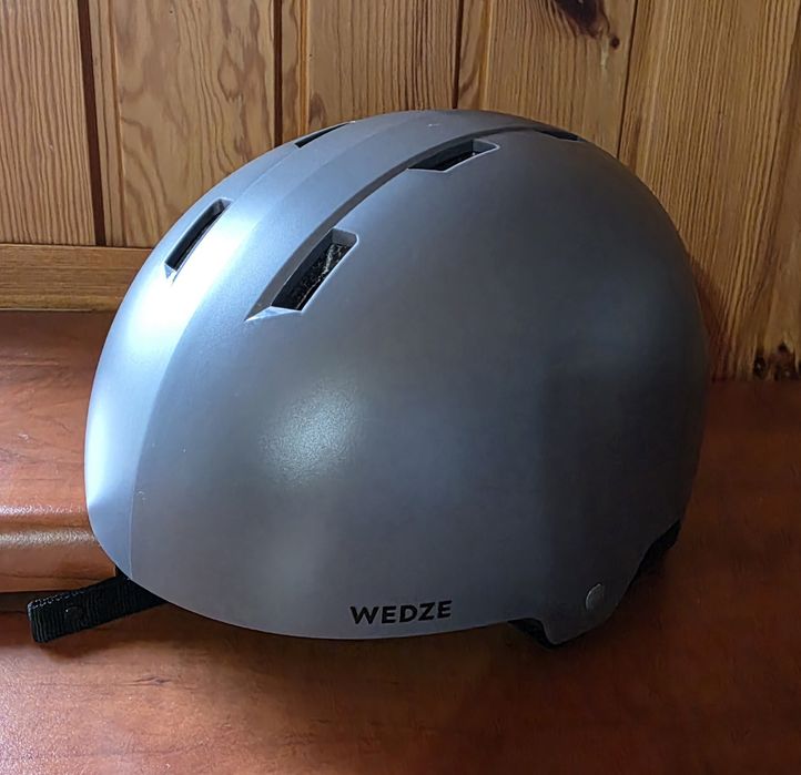 Kask narciarski WEDZE