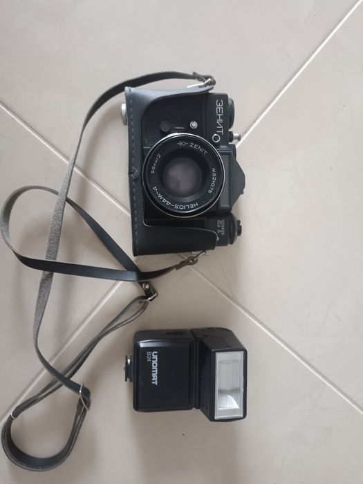Máquina fotográfica 3EHNT
