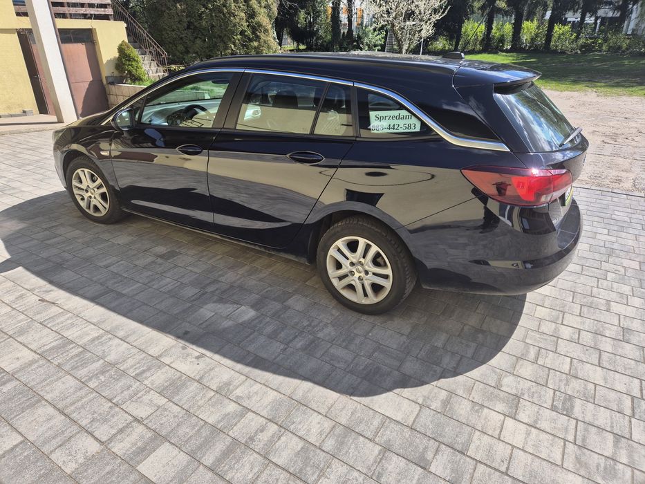 Opel Astra K kombi