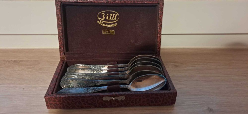 Zabytkowe radzieckie sztućce