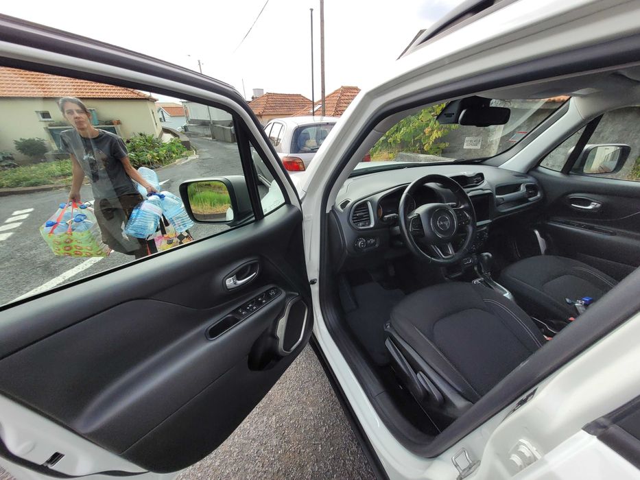Vendo Jeep Renegade, Ano 2019, LED, Automatica,
