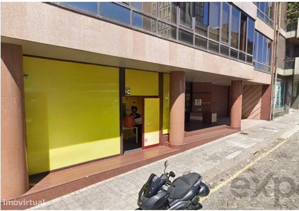 Estabelecimento Comercial/Armazém - PORTO