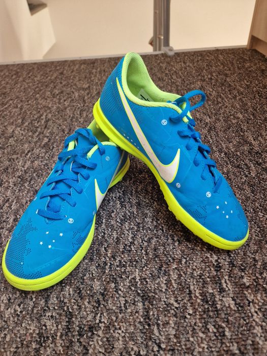 Buty do piłki nożnej Nike MercurialX,.roz. 36