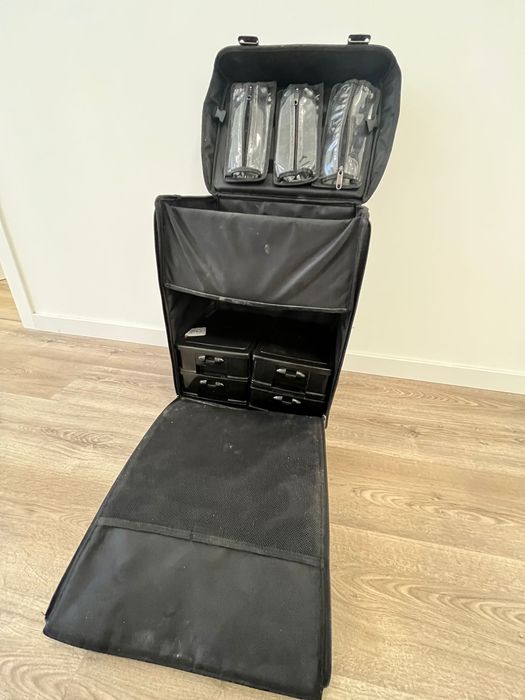 Mala de maquilhagem profissional NYX