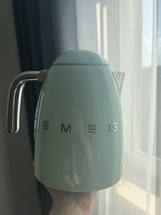Чайник SMEG 50's Style з регулюванням температури, новий, 1.7L