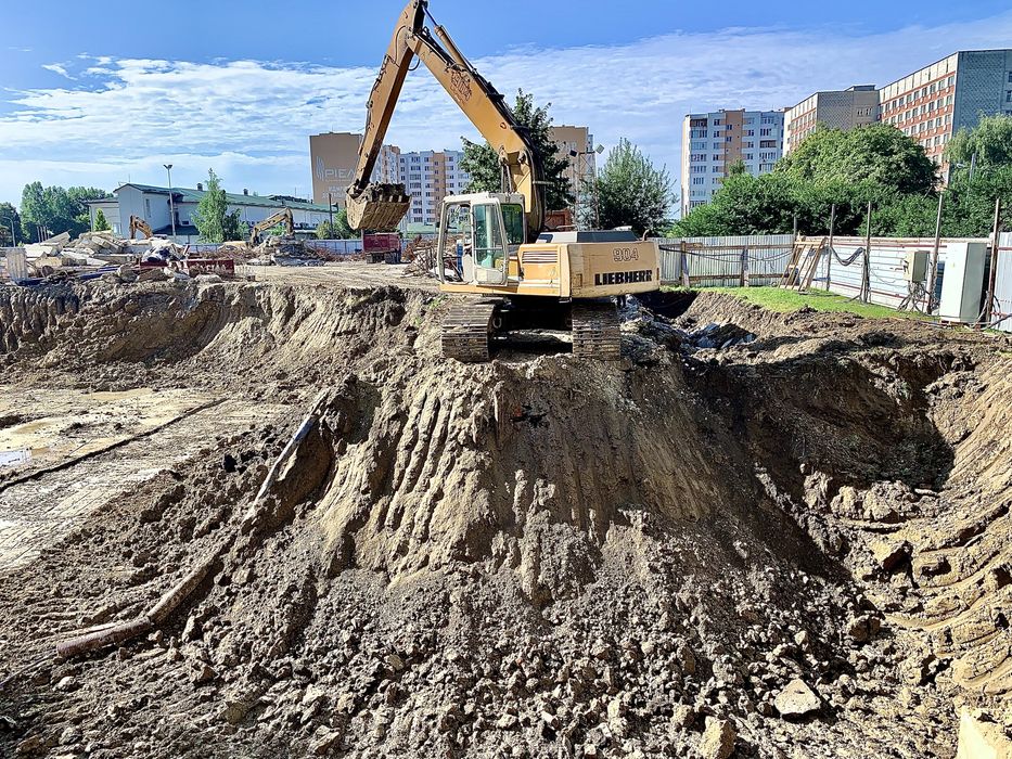 Земляні роботи | Копання котлованів | Послуги екскаватора | Самоскиди