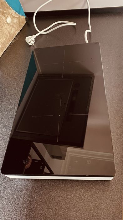 Cozinha IKEA + mini frigorifico + placa indução portatil + exaustor