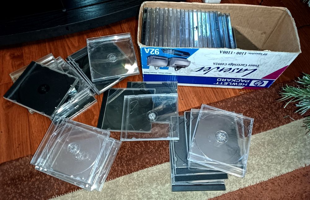 СД коробки для дисков