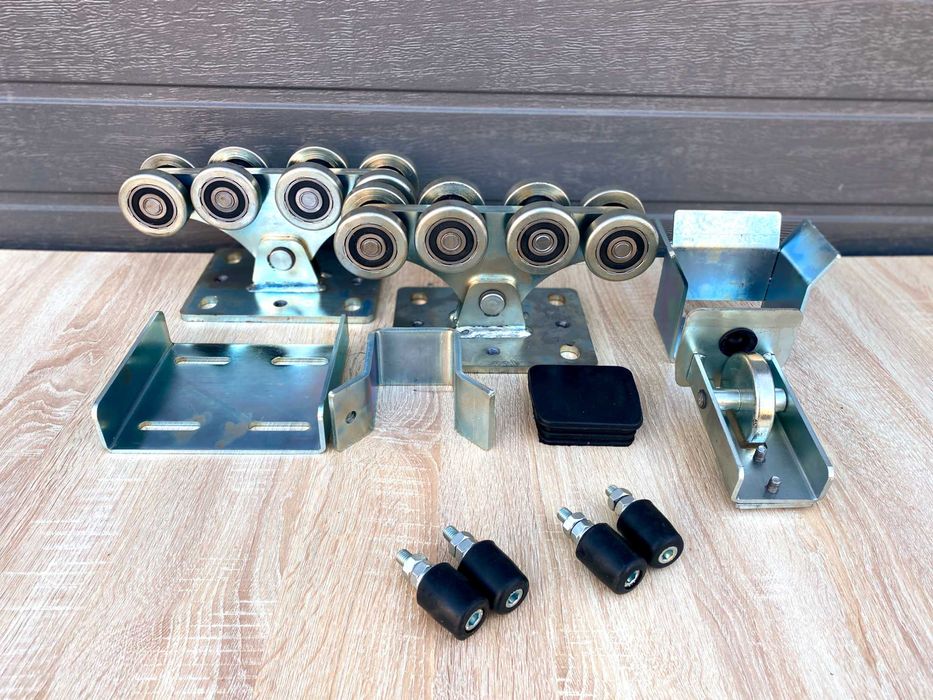 Фурнитура на ворота, Направляющая для откатных ворот, Откатные ворота