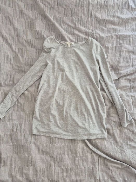 Ubrania ciążowe (spodnie, bluzka, sukienki itd.)