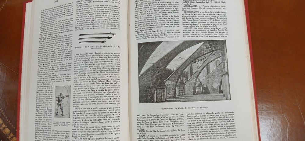 Grande Enciclopedia Portuguesa Brasileira