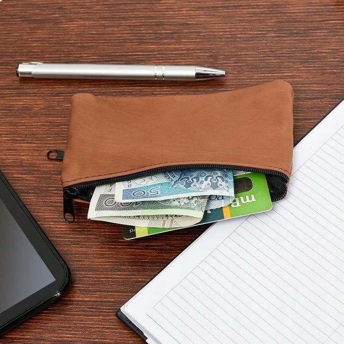 Etui na klucze skórzane duże pojemne dwukomorowe skóra pokrowiec