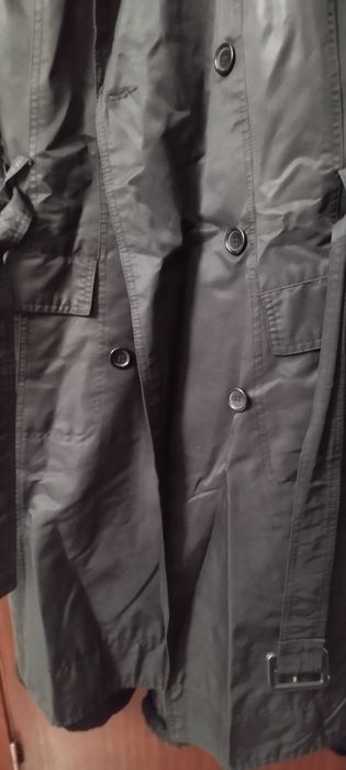 Gabardina preto em bom estado
