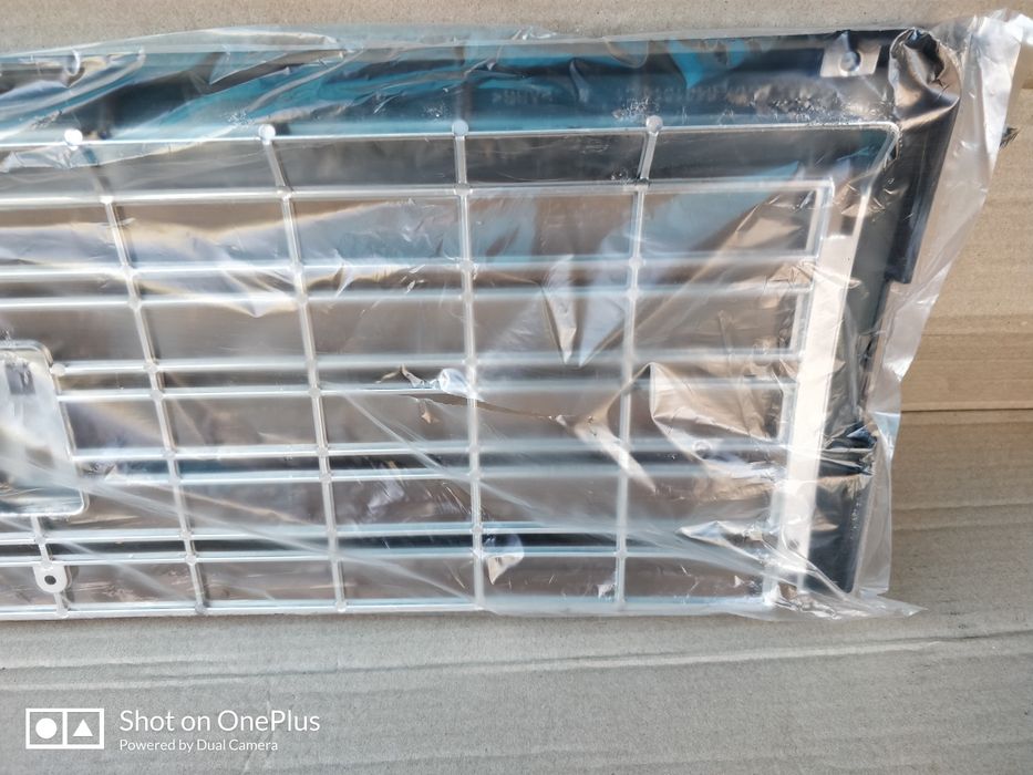 Решетка радиатора ВАЗ 2107