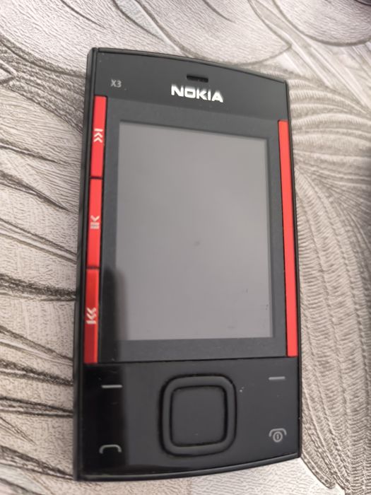 Lote de 8 telemóveis antigos Nokia, Samsung, Ericsson e Motorola – Para peças ou coleção