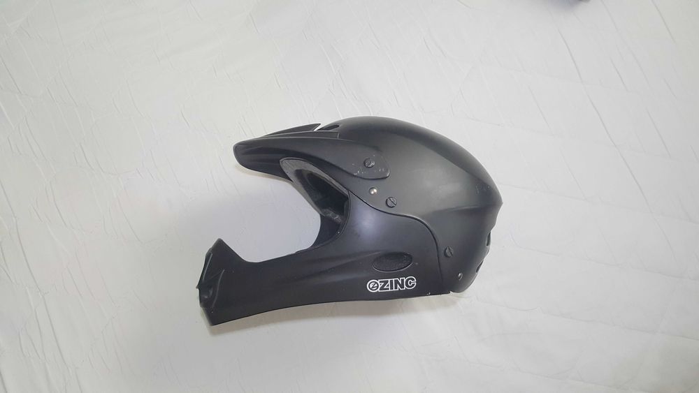 rowerowy kask szczękowy mtb dh downhill enduro wtb