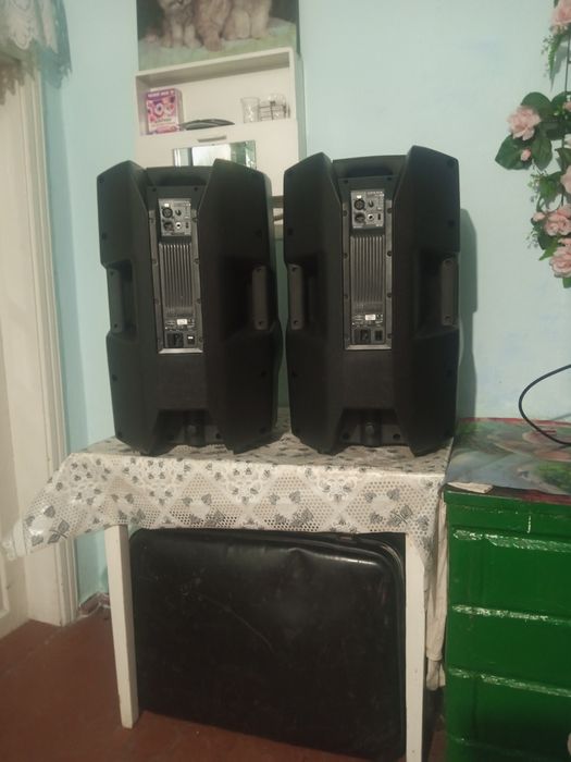 КоПрофесійні італійські активні колонки Opera 405D динаміки 15 дюймів