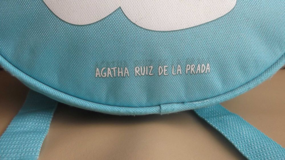 mochila AGATHA RUIZ DE LA PRADA menina
